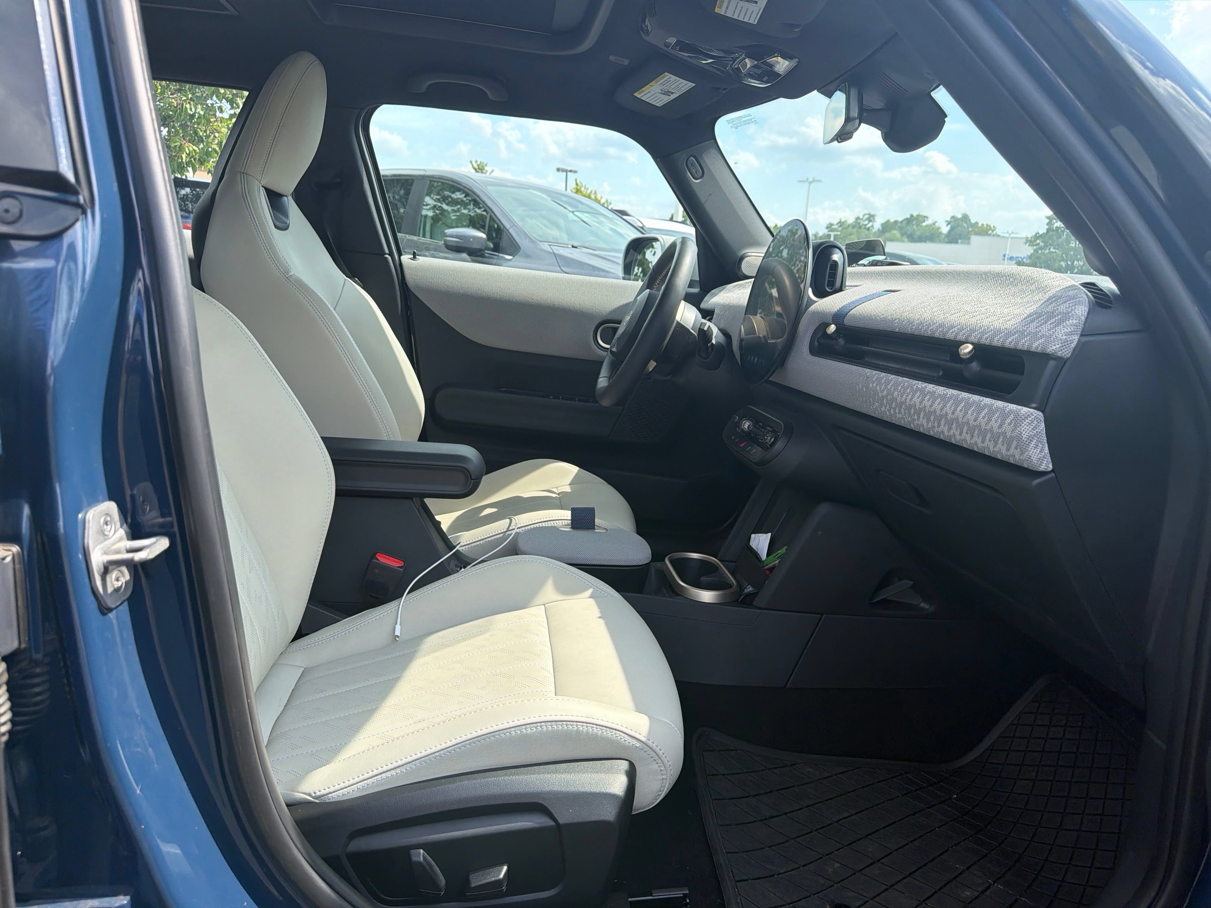 Used 2025 MINI Cooper S FWD image 25