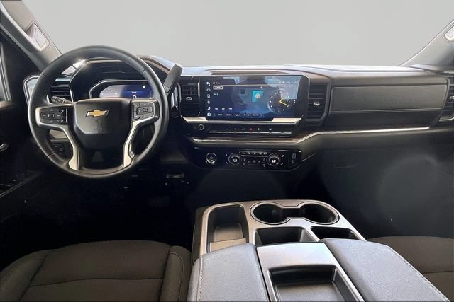 Used 2023 Chevrolet Silverado 1500 LT AWD/4WD image 7