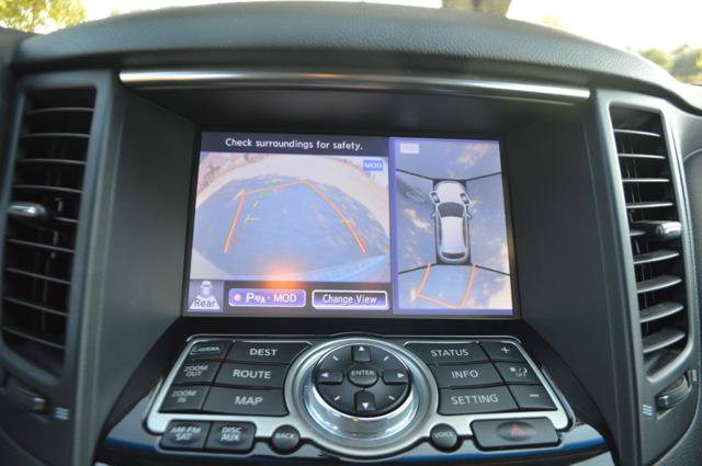 Used 2015 INFINITI QX70 2WD w/ Premium Package image 18
