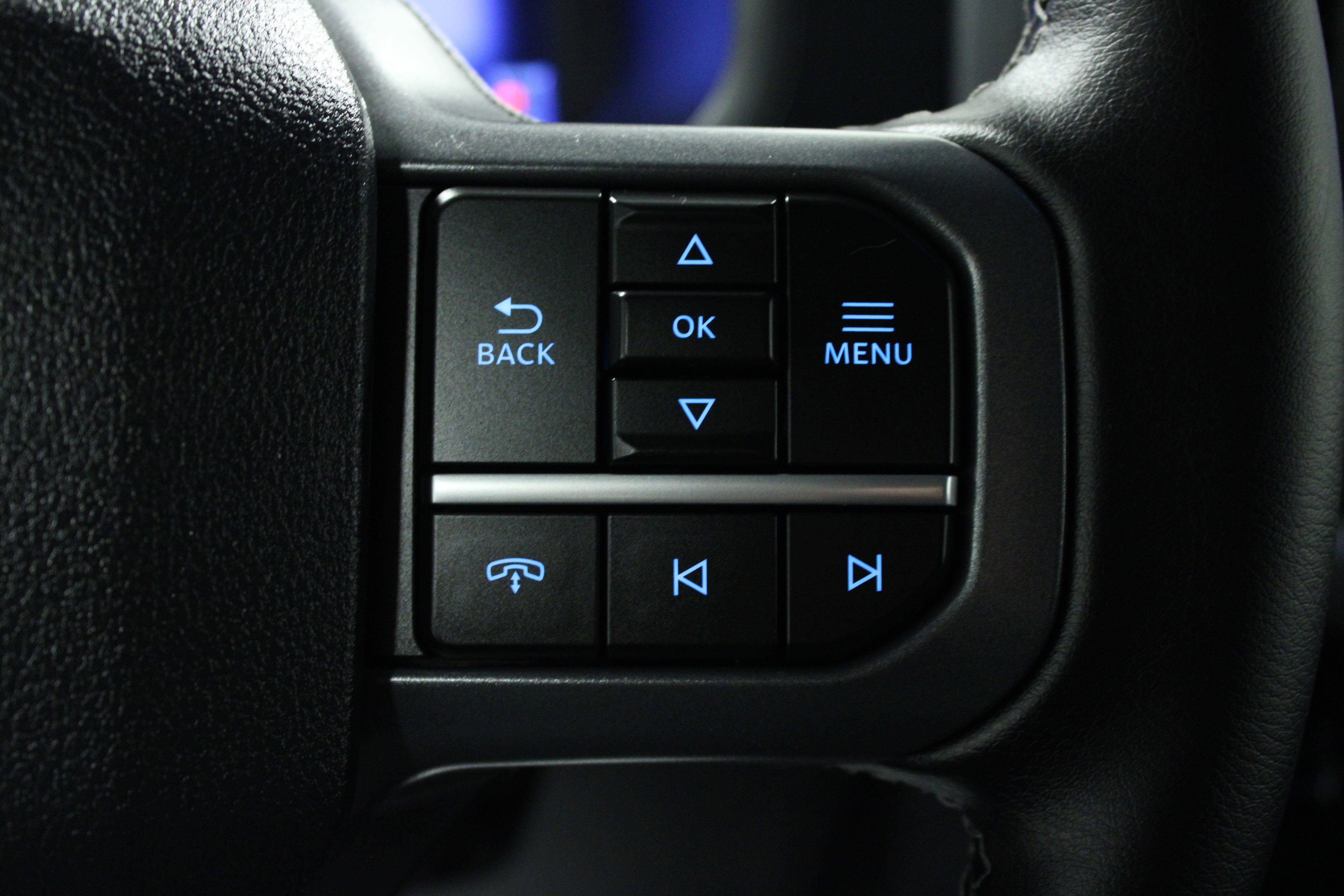 Used 2025 Ford F150 Lightning XLT AWD/4WD image 21