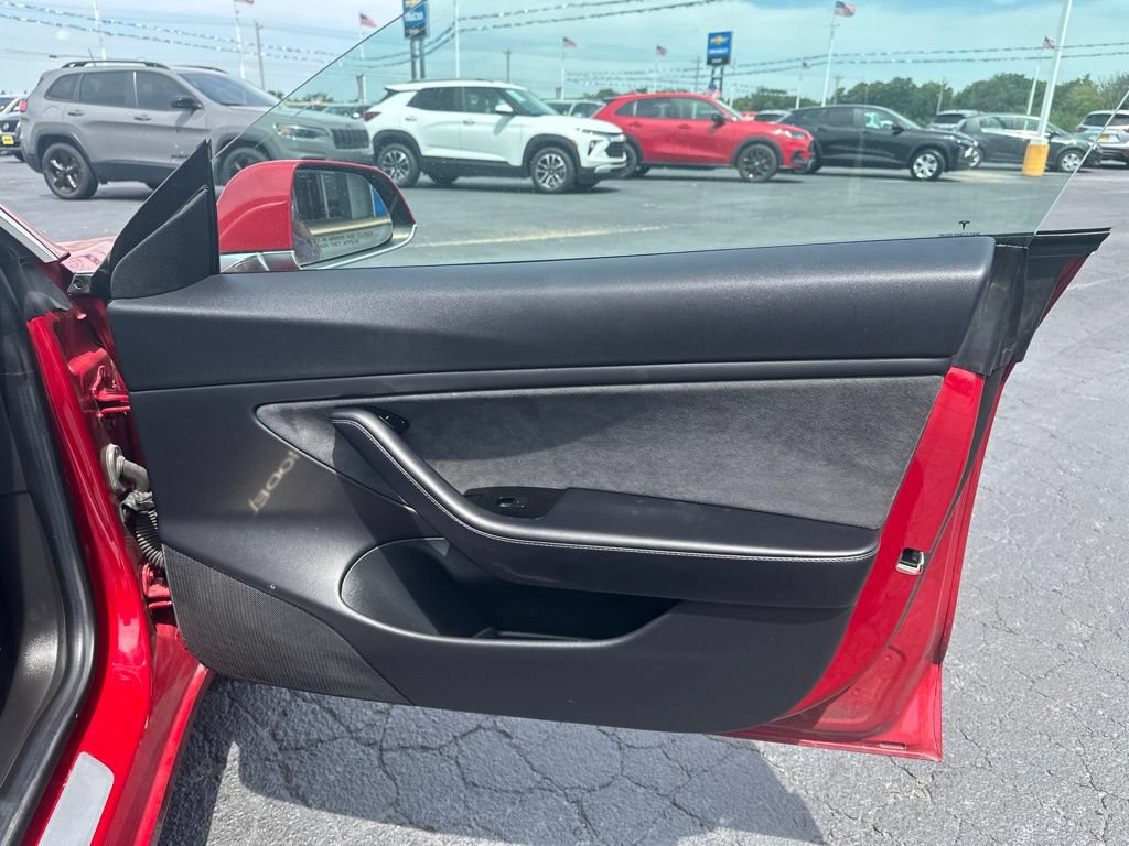 Used 2018 Tesla Model 3 Long Range RWD image 15