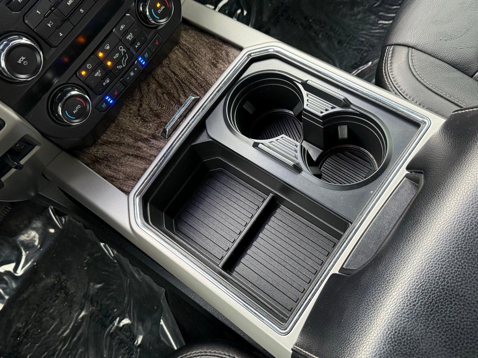 Used 2019 Ford F250 Lariat w/ Lariat Ultimate Package image 22