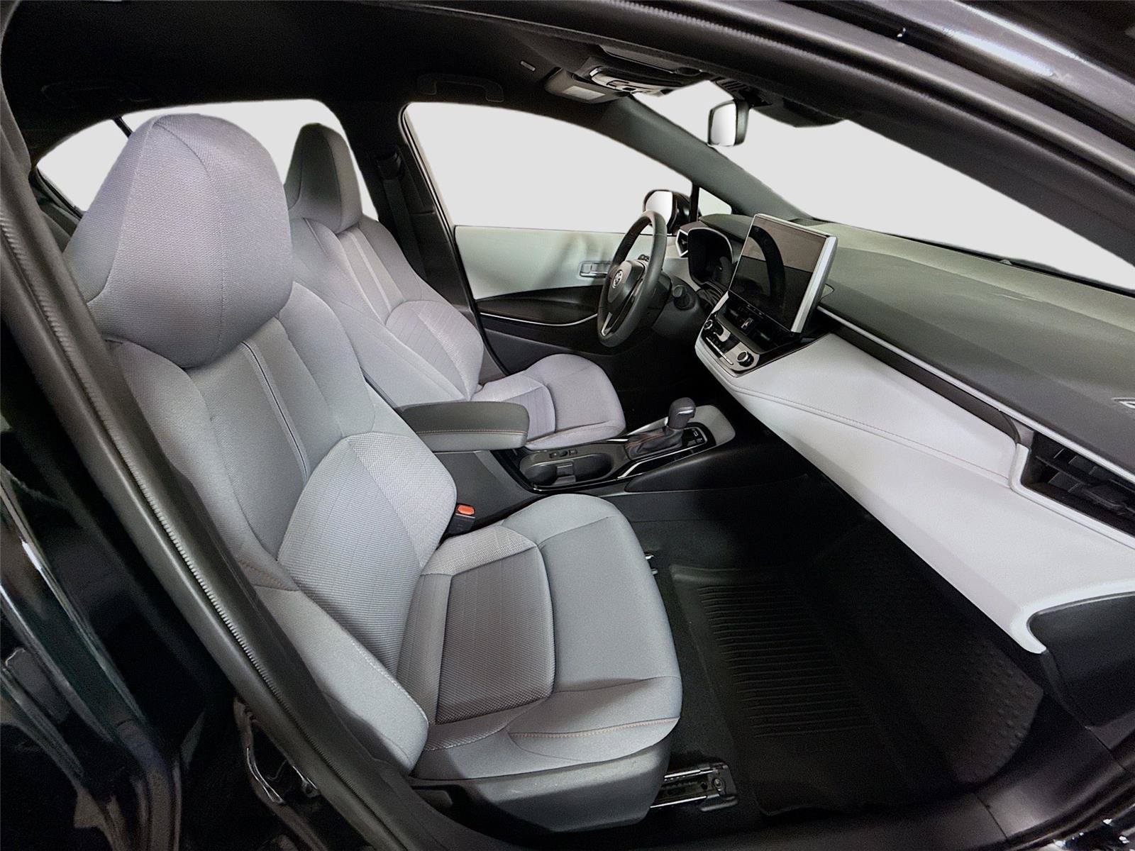 Used 2025 Toyota Corolla FX w/ Convenience Package FWD image 19