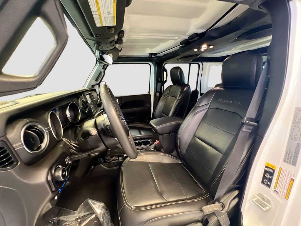 Used 2023 Jeep Wrangler Unlimited Sahara AWD/4WD image 20