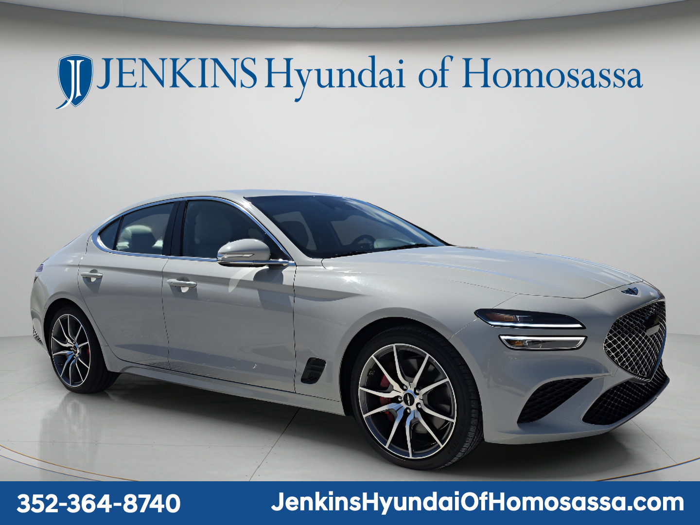 Used 2025 Genesis G70 2.5T RWD image 1