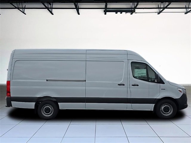 New 2024 Mercedes-Benz eSprinter 170 Cargo image 4