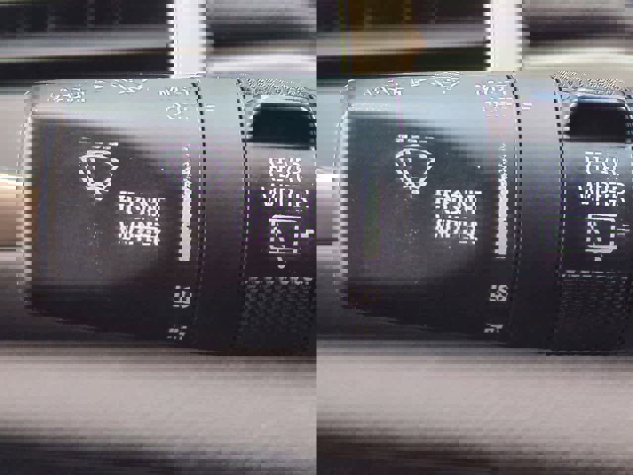 Used 2015 Jeep Grand Cherokee Laredo w/ Quick Order Package 23E image 26