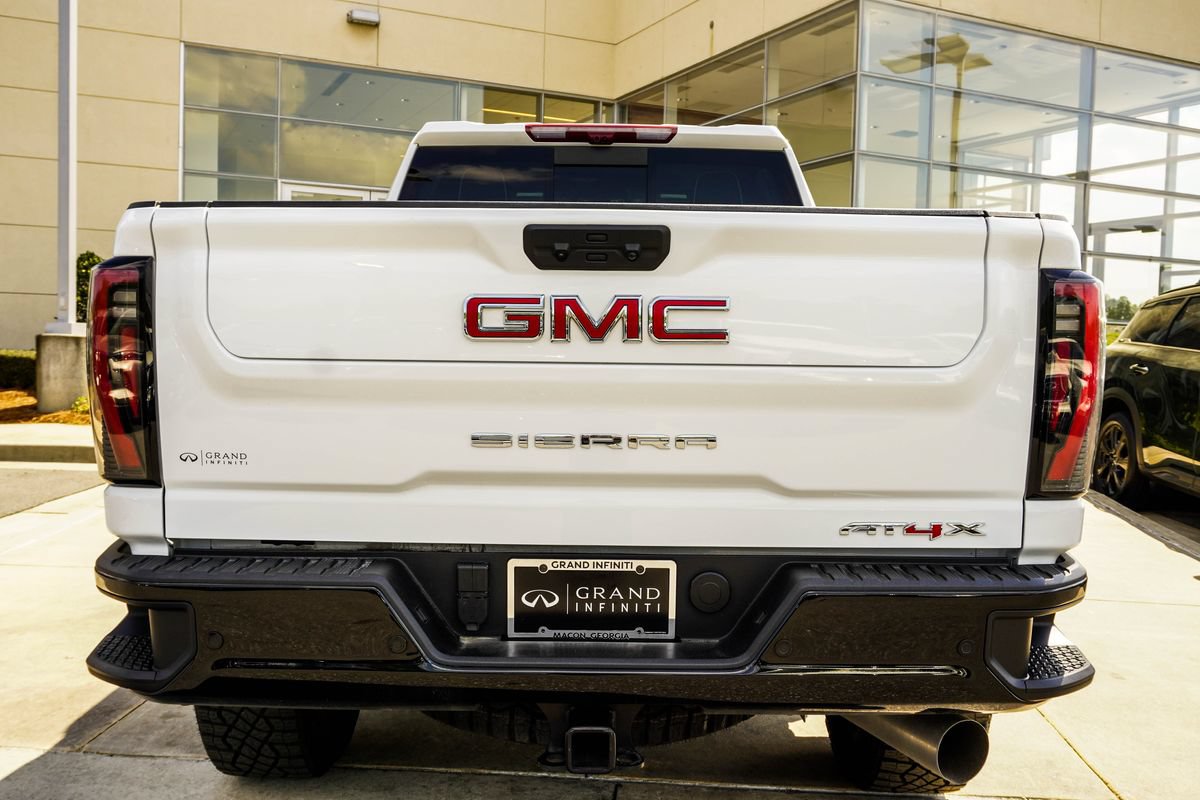 Used 2026 GMC Sierra 2500 AT4X AWD/4WD image 11