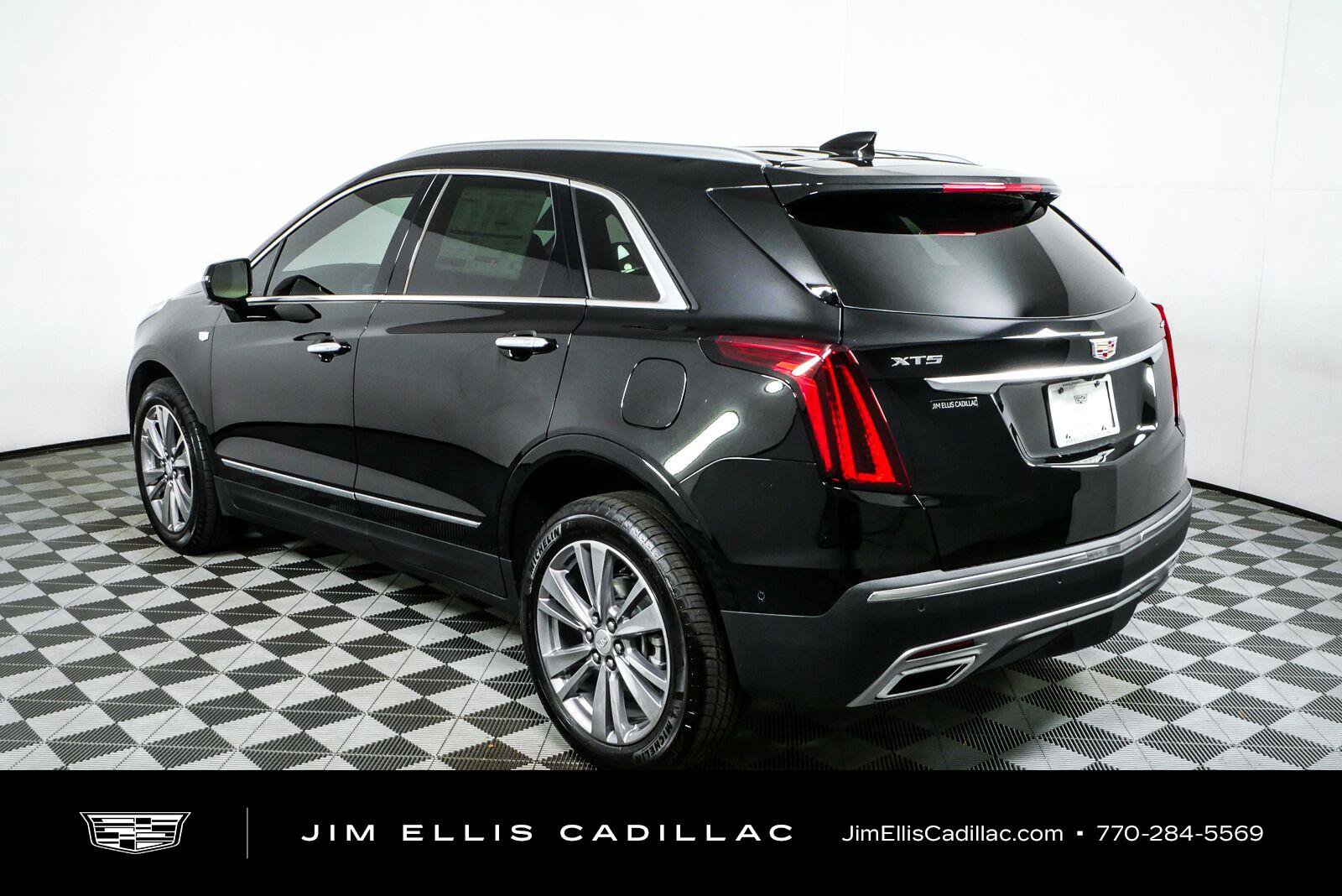 New 2026 Cadillac XT5 Premium Luxury w/ Driver Assist Package FWD image 52
