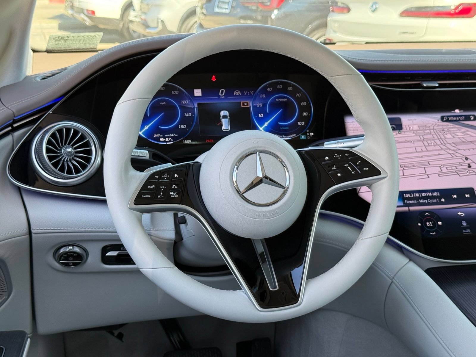 Used 2023 Mercedes-Benz EQS 580 4MATIC SUV image 39