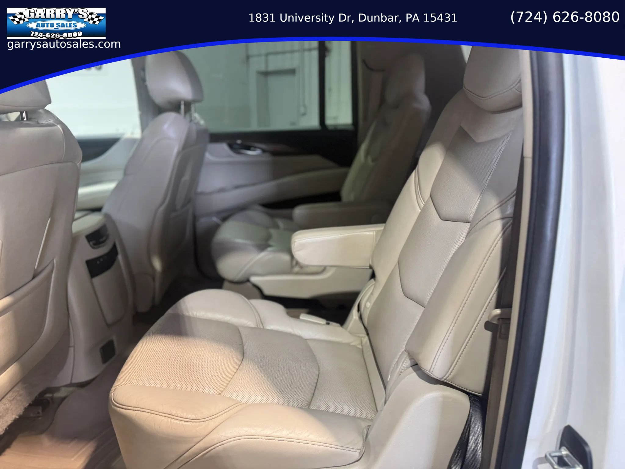 Used 2020 Cadillac Escalade ESV Premium Luxury AWD/4WD image 23