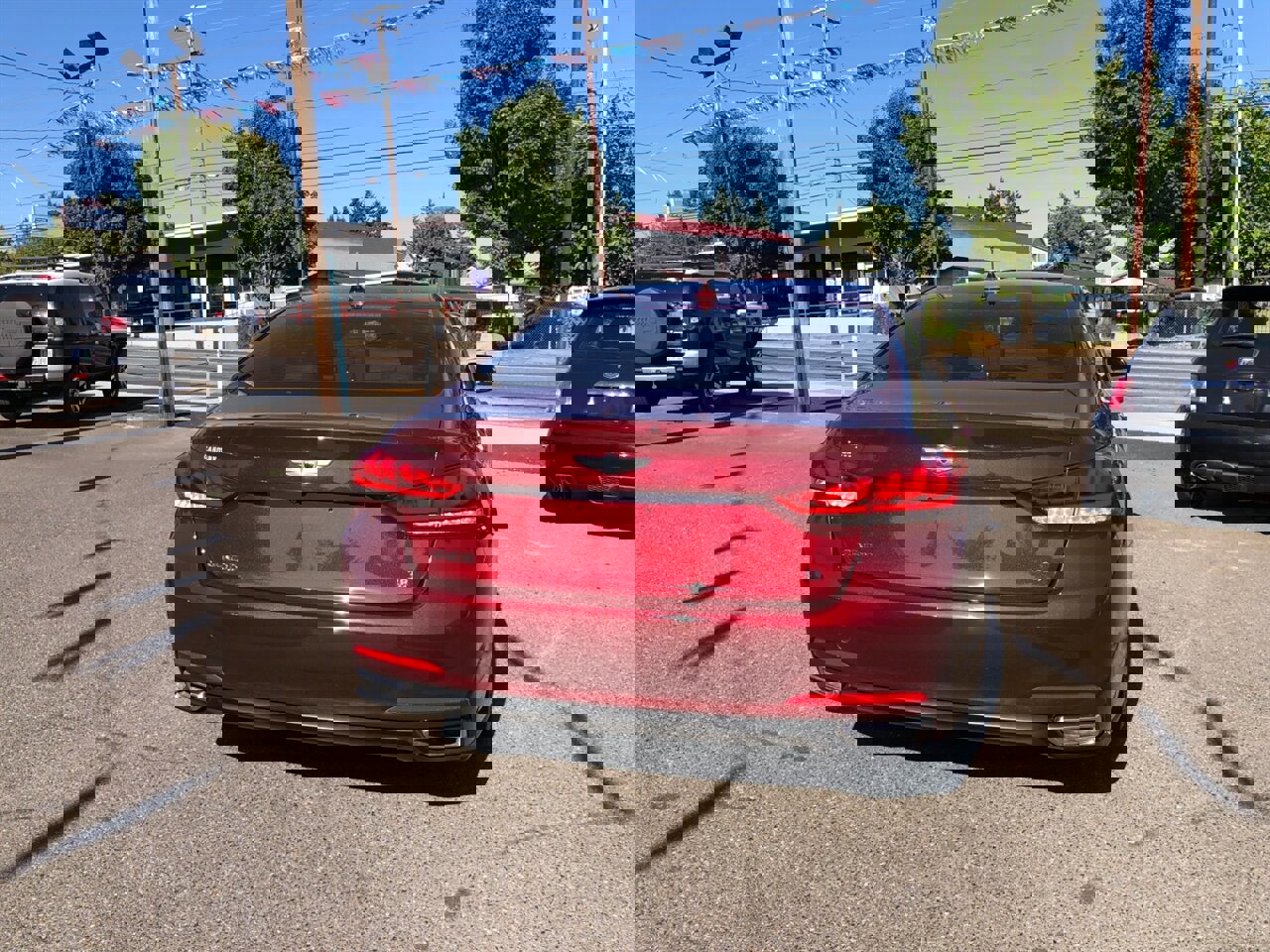 Used 2015 Hyundai Genesis 3.8 image 5