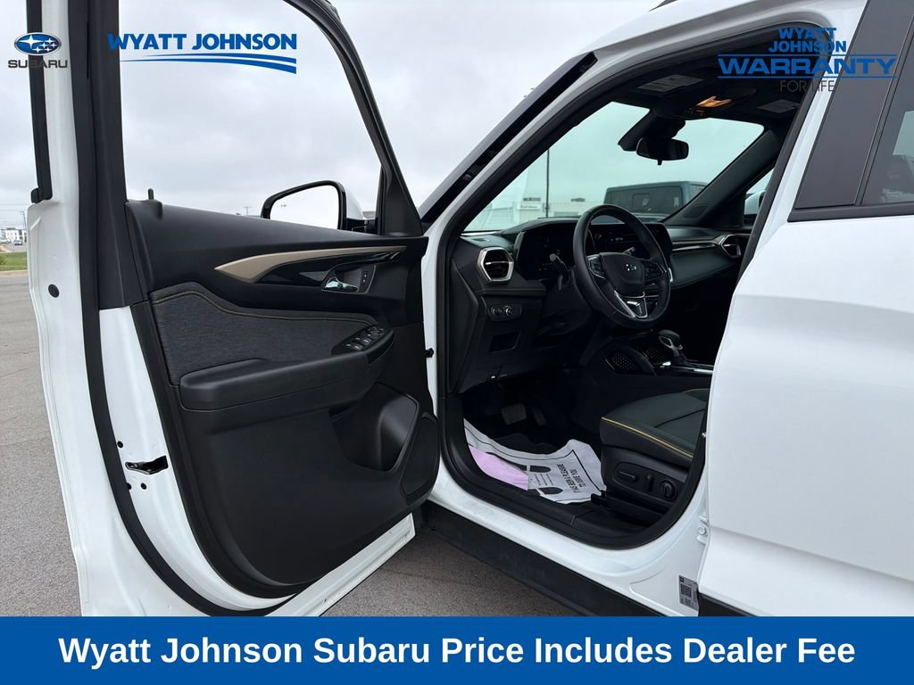 Used 2024 Chevrolet TrailBlazer ACTIV w/ Driver Confidence Package FWD image 13