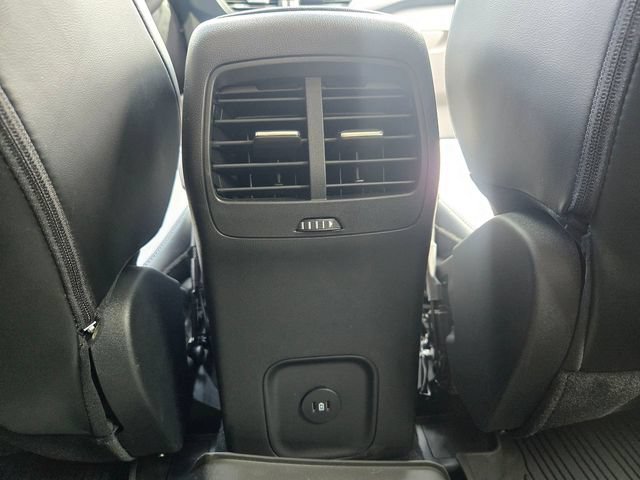 Used 2024 Ford Escape SE FWD image 6