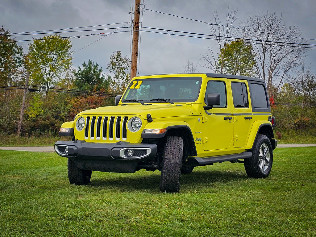 Used 2022 Jeep Wrangler Unlimited Sahara w/ Cold Weather Group AWD/4WD image 8