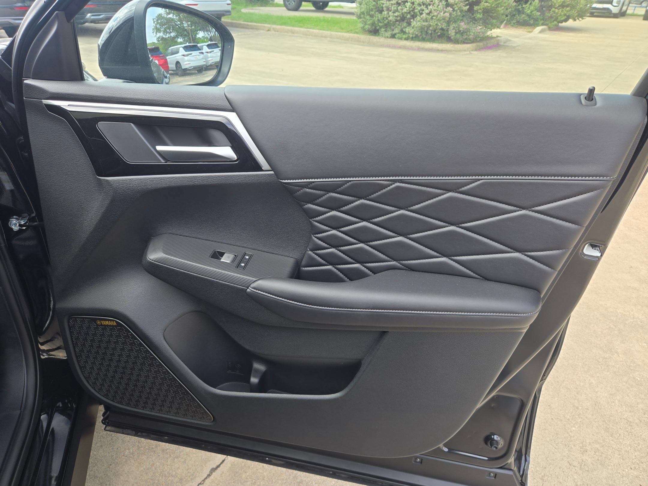 New 2026 Mitsubishi Outlander SEL Black Edition FWD image 26