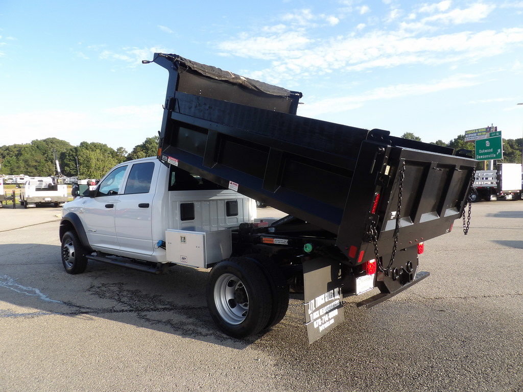 Used 2022 RAM 5500 Tradesman AWD/4WD image 4