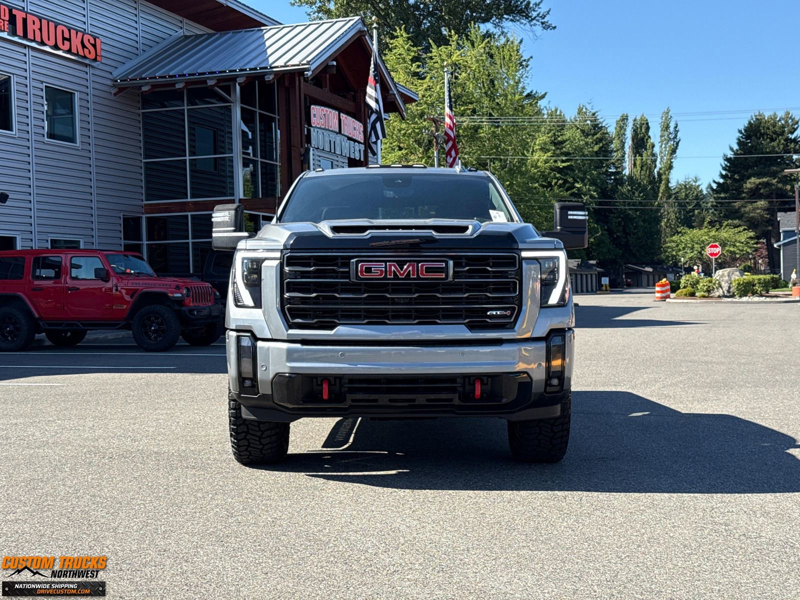 Used 2024 GMC Sierra 2500 AT4 w/ AT4 Premium Plus Package image 2