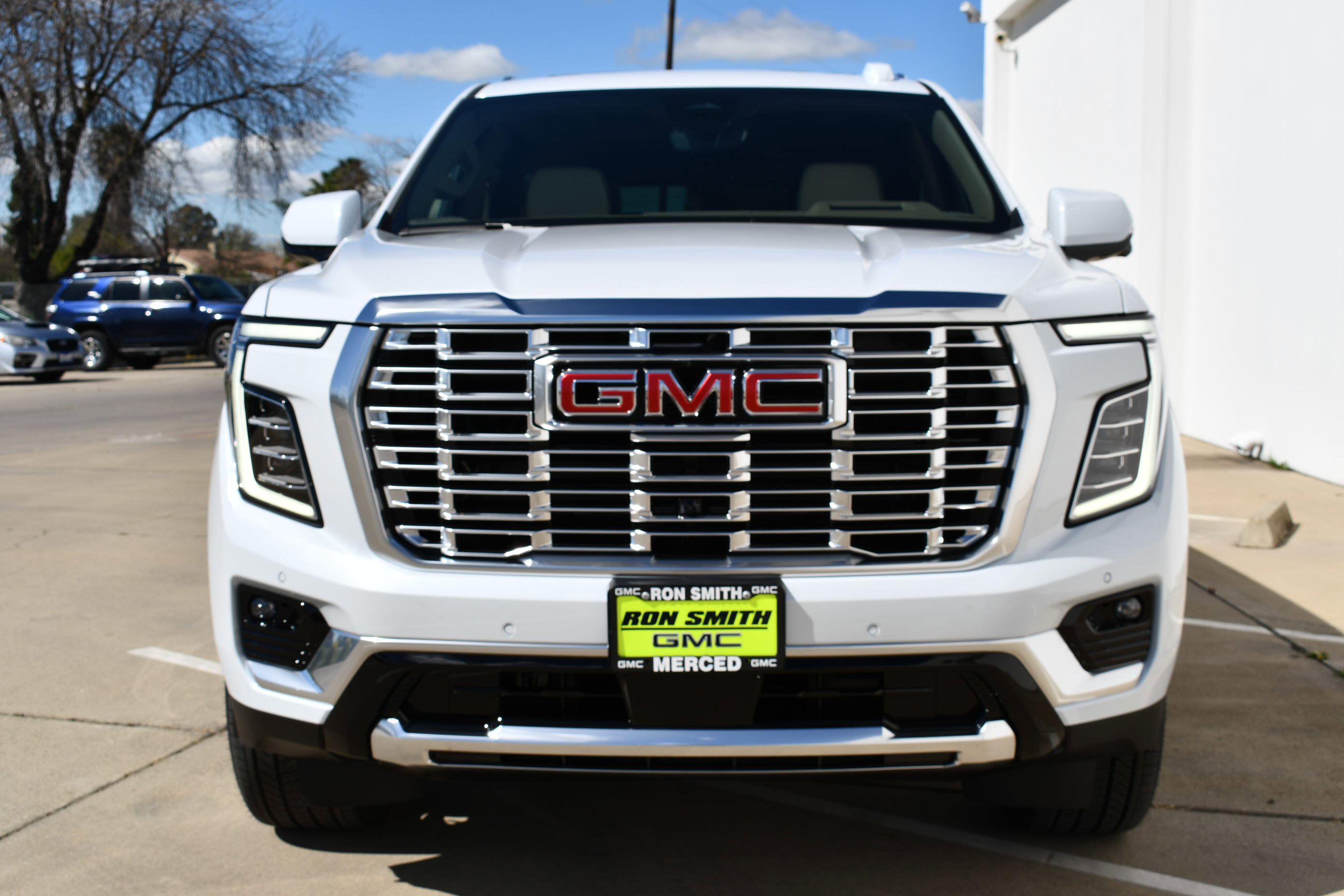 New 2026 GMC Yukon XL Denali w/ Denali Reserve Package image 4