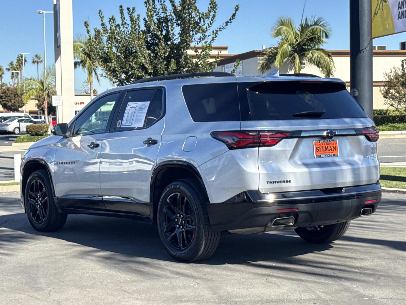 Used 2022 Chevrolet Traverse Premier w/ Redline Edition image 7