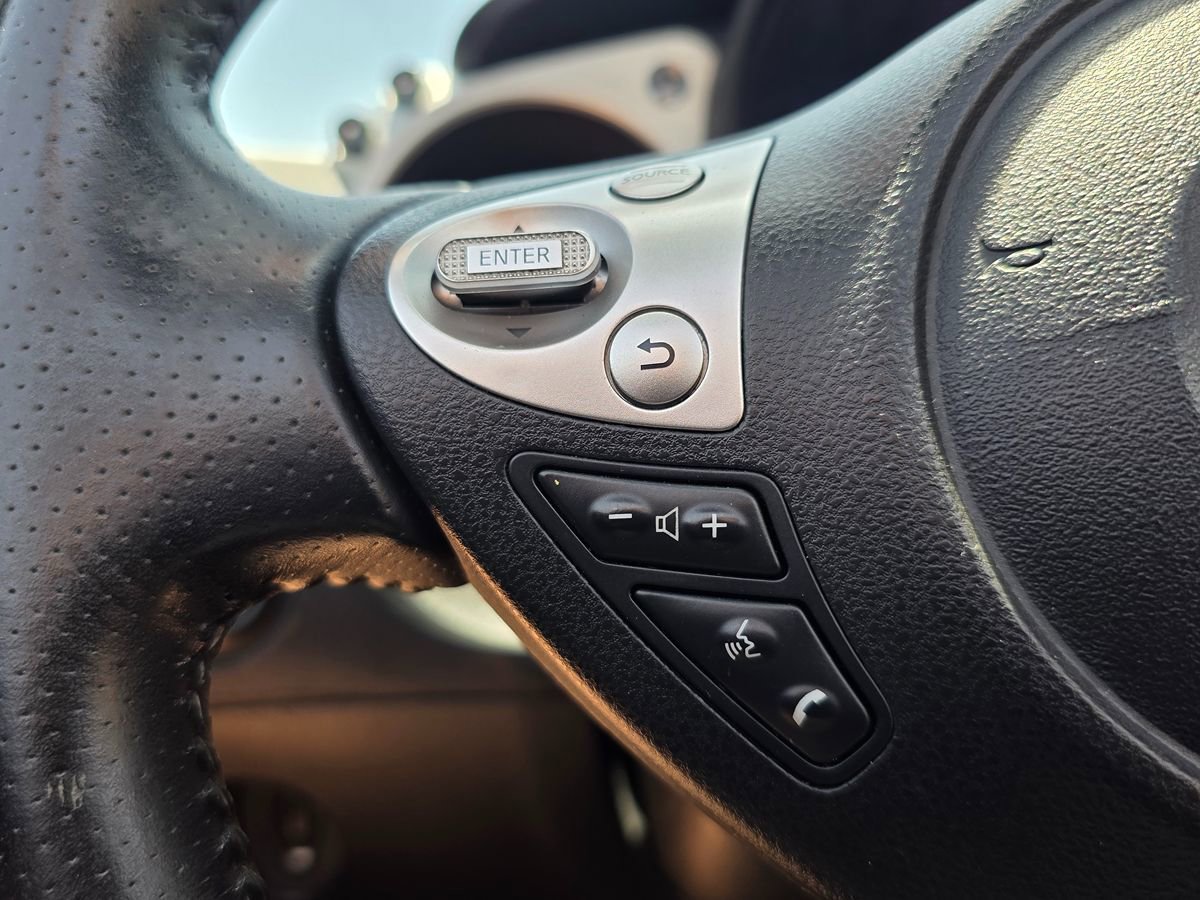 Used 2010 Nissan 370Z Touring w/ Sport Pkg RWD image 26