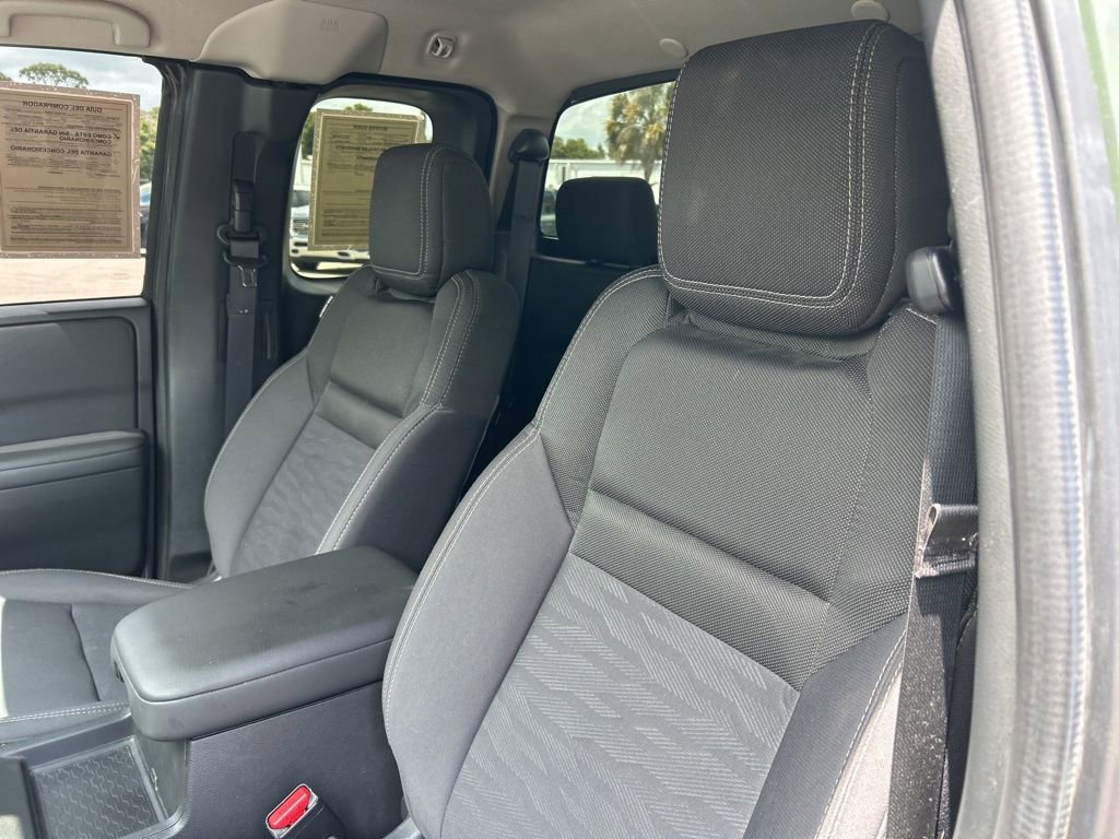Certified 2024 Nissan Frontier SV w/ SV Convenience Package RWD image 22