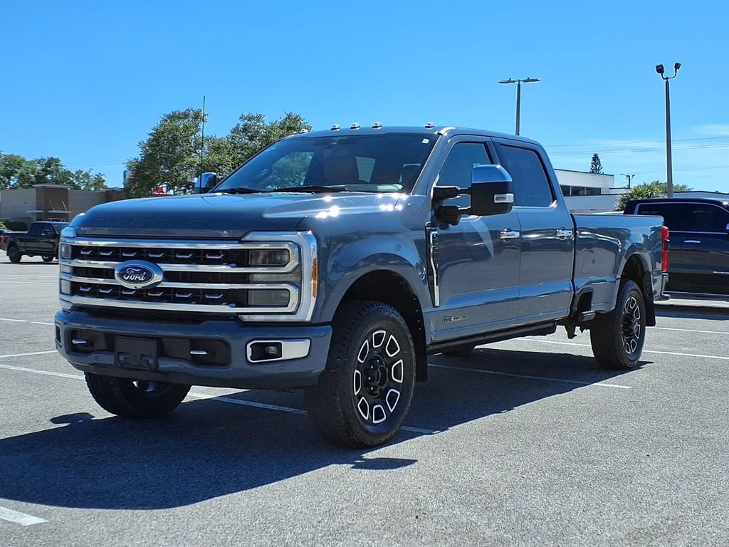 Used 2023 Ford F250 Platinum AWD/4WD image 3