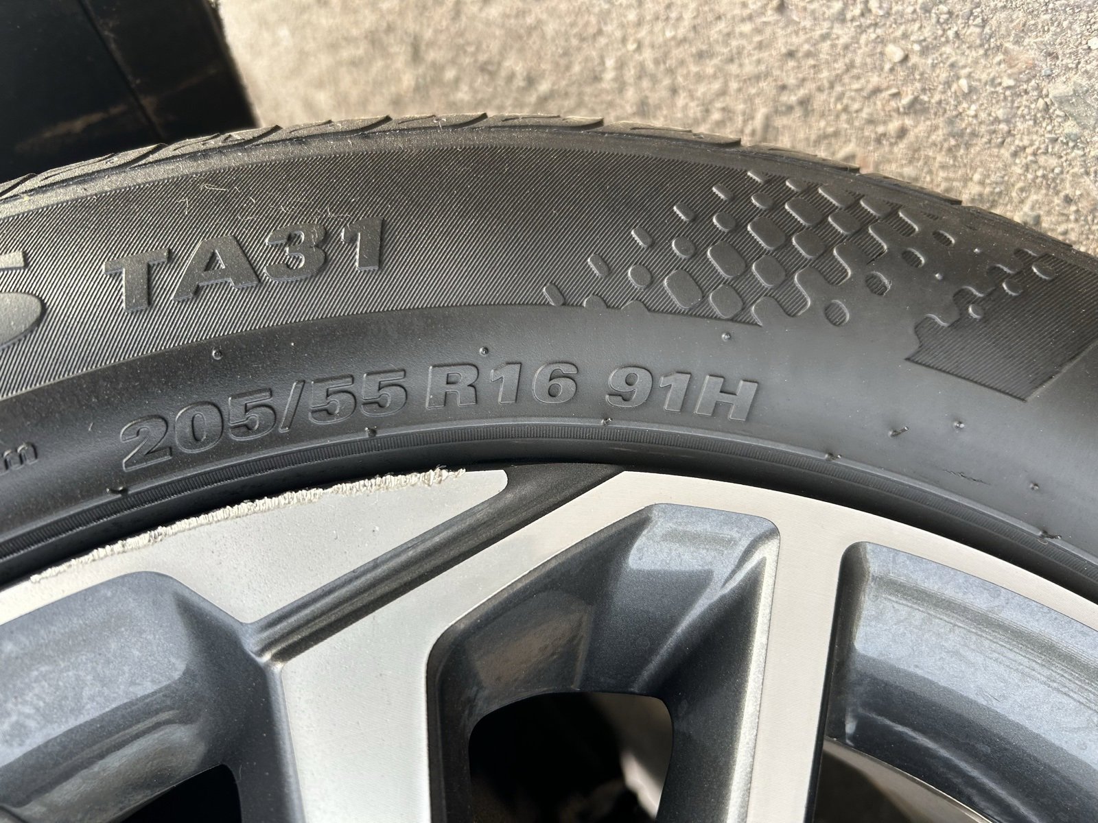 Certified 2024 Kia Forte LXS image 10