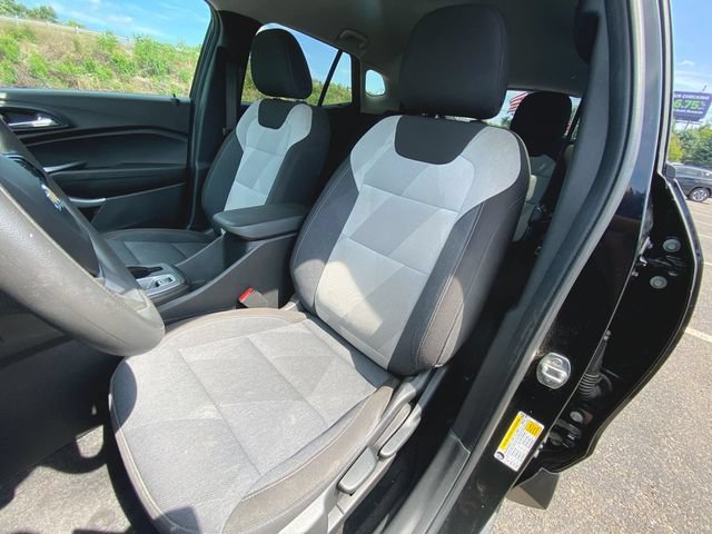 Used 2024 Chevrolet Trax LS w/ LS Convenience Package FWD image 17