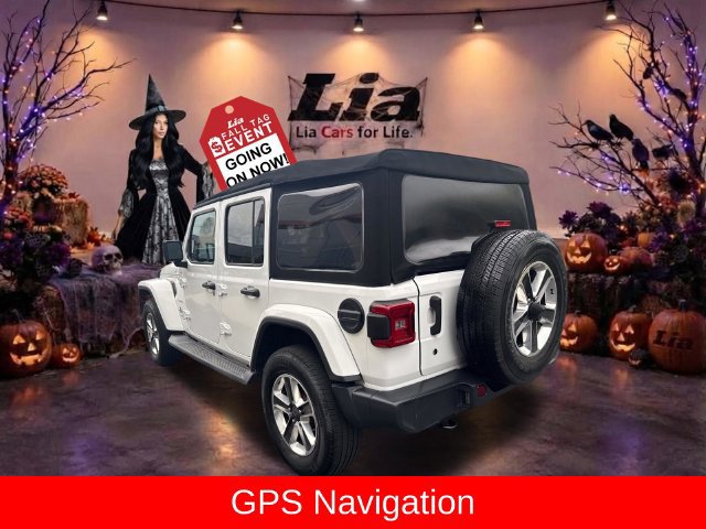 Used 2018 Jeep Wrangler Unlimited Sahara AWD/4WD image 5