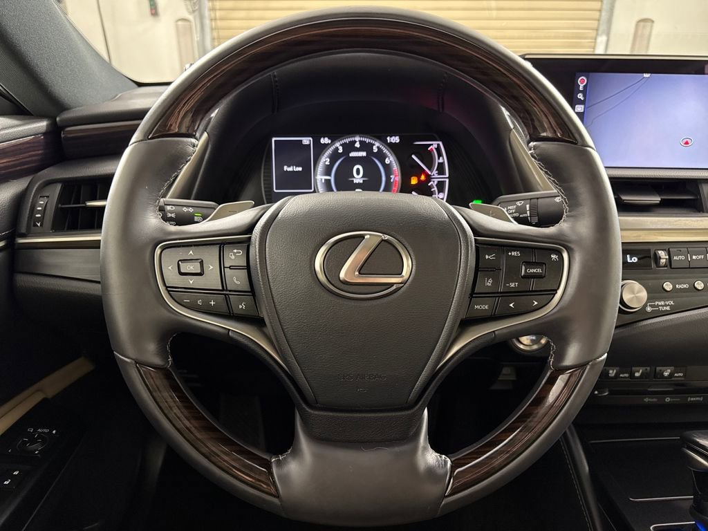 Used 2021 Lexus ES 350 w/ Premium Package image 14