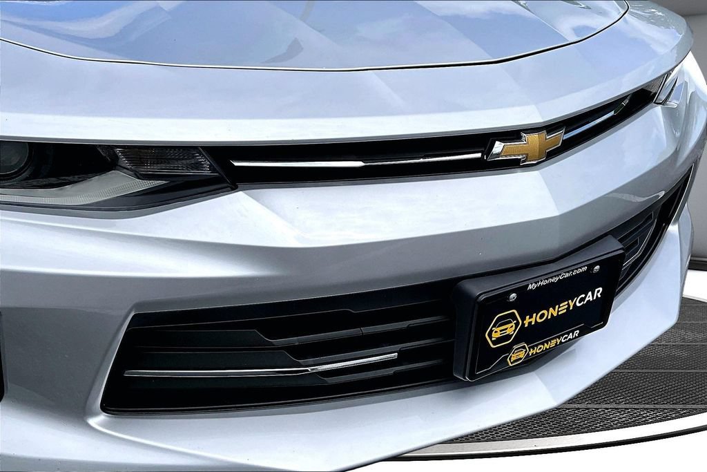 Used 2018 Chevrolet Camaro LT w/ RS Package RWD image 32