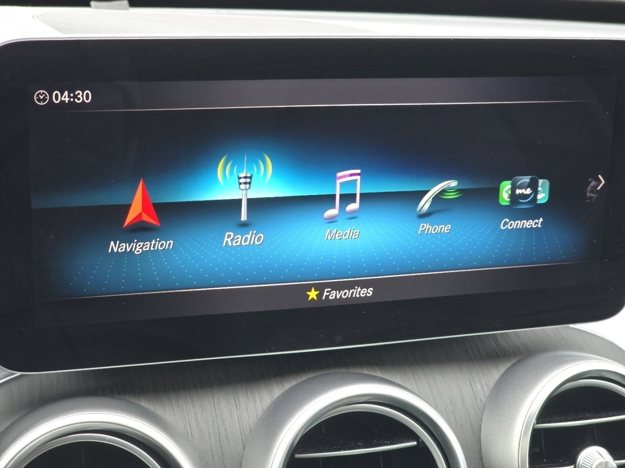 Used 2020 Mercedes-Benz C 300 4MATIC Sedan image 30