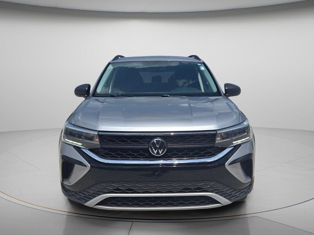 Certified 2023 Volkswagen Taos S FWD image 9