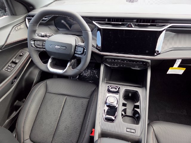 New 2026 Jeep Cherokee Overland w/ Advanced Pro Tech Group AWD/4WD image 5