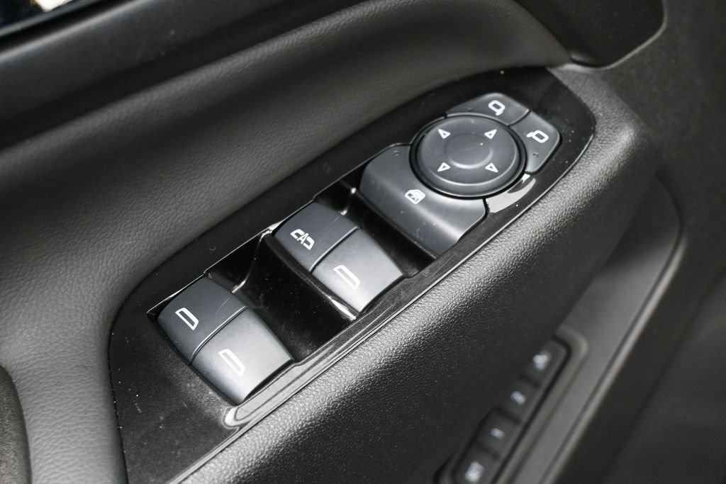 Used 2024 Chevrolet Equinox Premier w/ Redline Edition FWD image 14