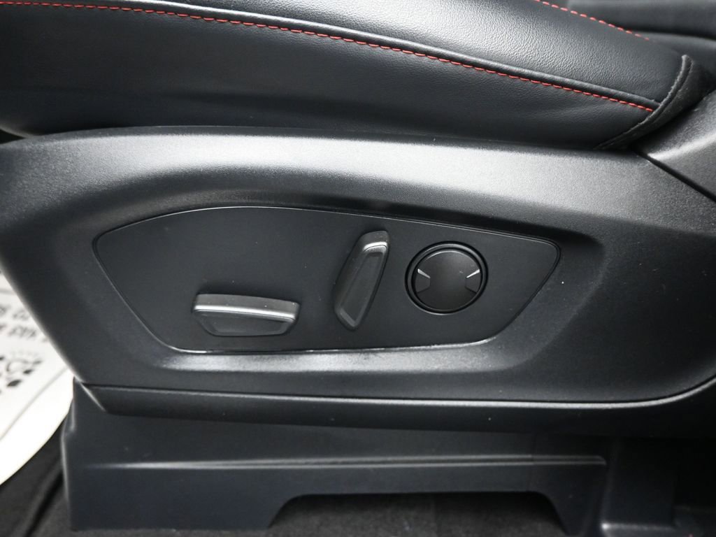 Used 2025 Ford Explorer ST-Line image 11