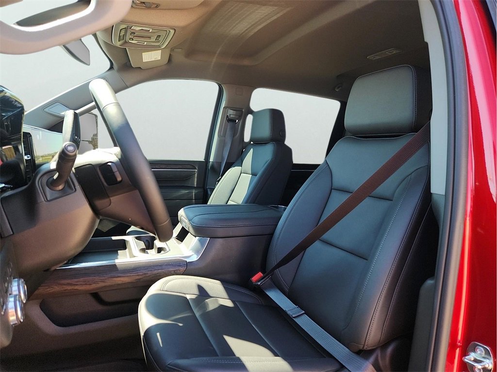 New 2025 GMC Sierra 2500 SLT w/ Texas SLT Premium Package image 17