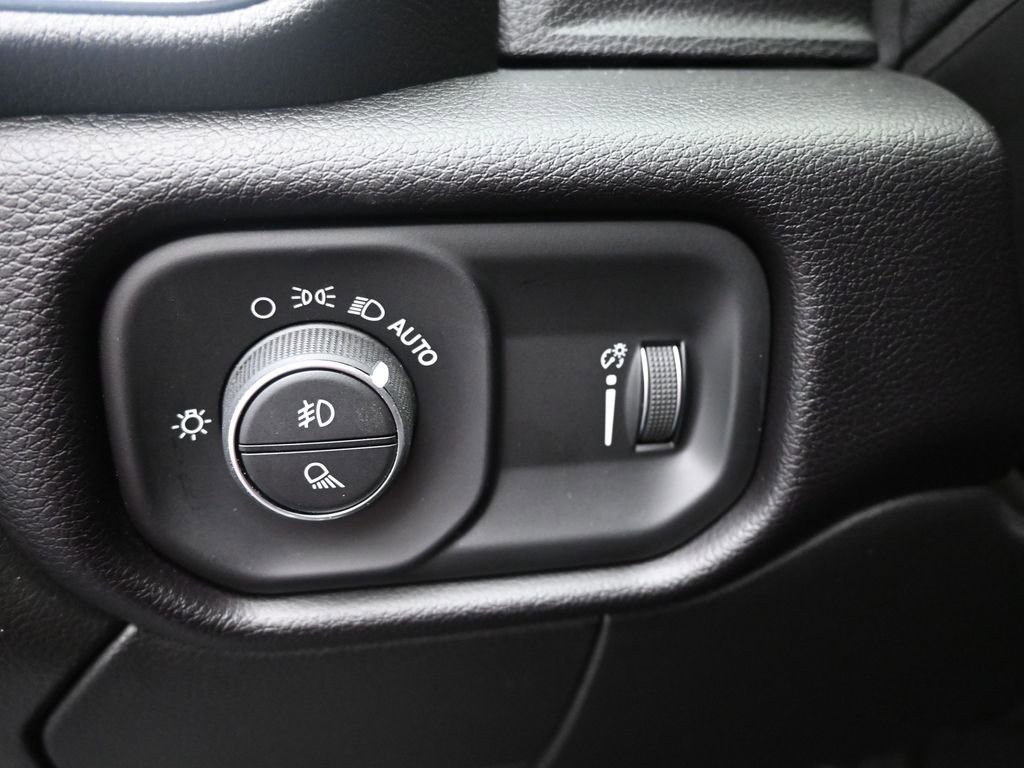 Used 2022 RAM 2500 Big Horn w/ Level A Equipment Group image 18