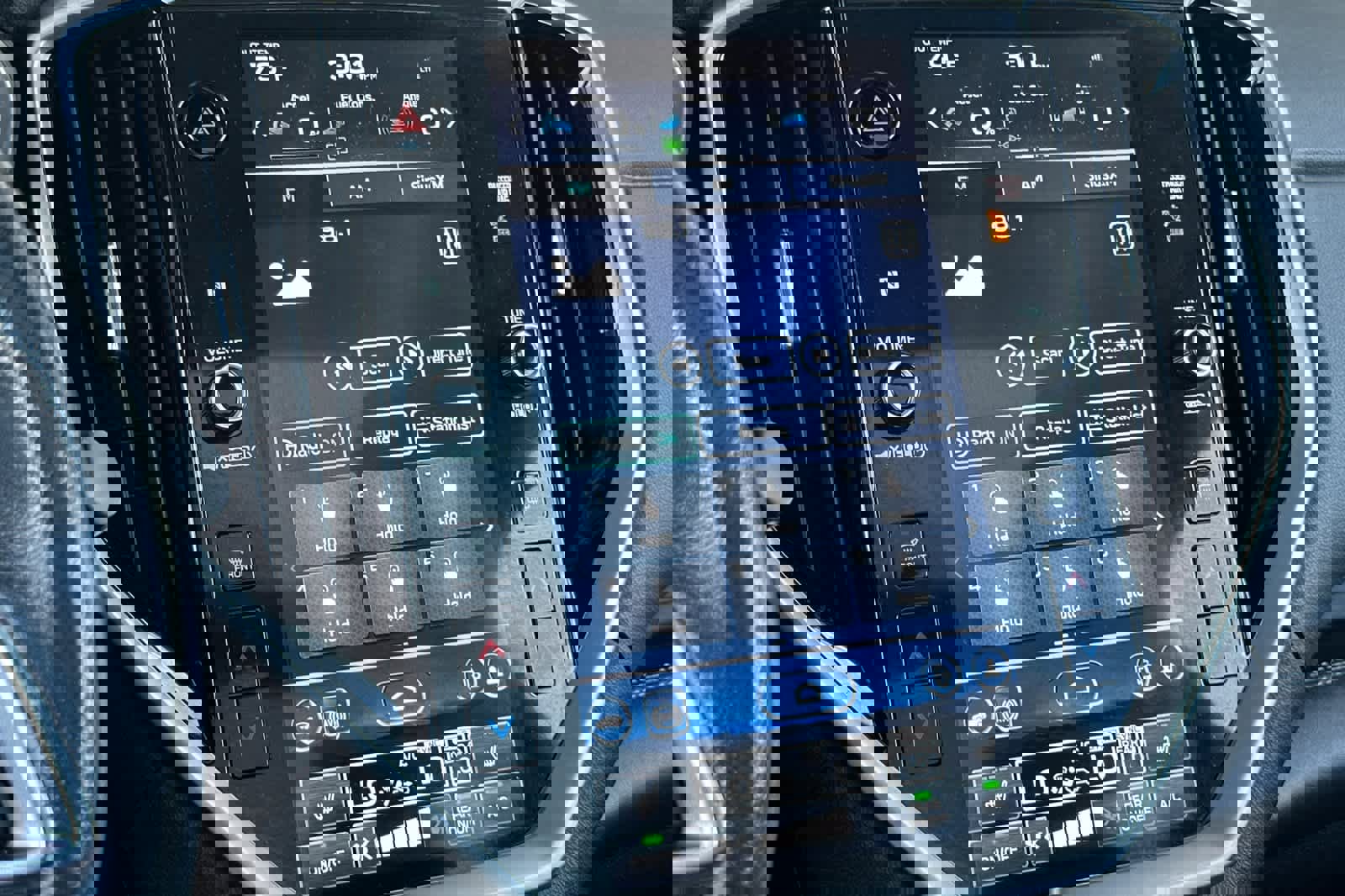 Used 2023 Subaru Ascent Limited w/ Technology Package image 19