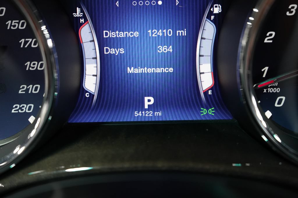 Used 2014 Maserati Quattroporte GTS RWD image 18