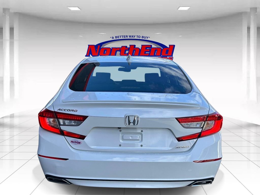 Used 2018 Honda Accord Sport image 4
