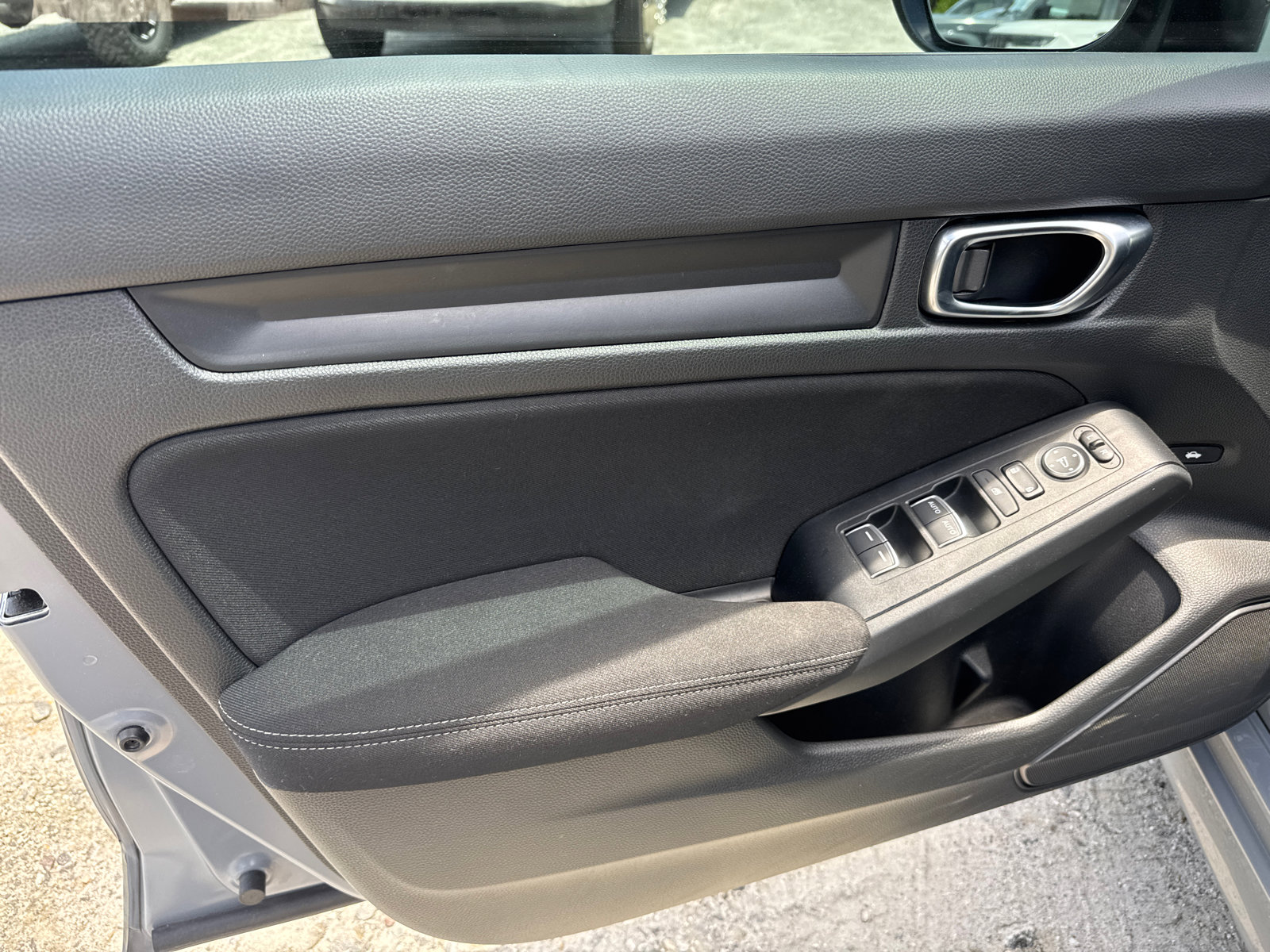 Used 2025 Honda Civic Sport image 13