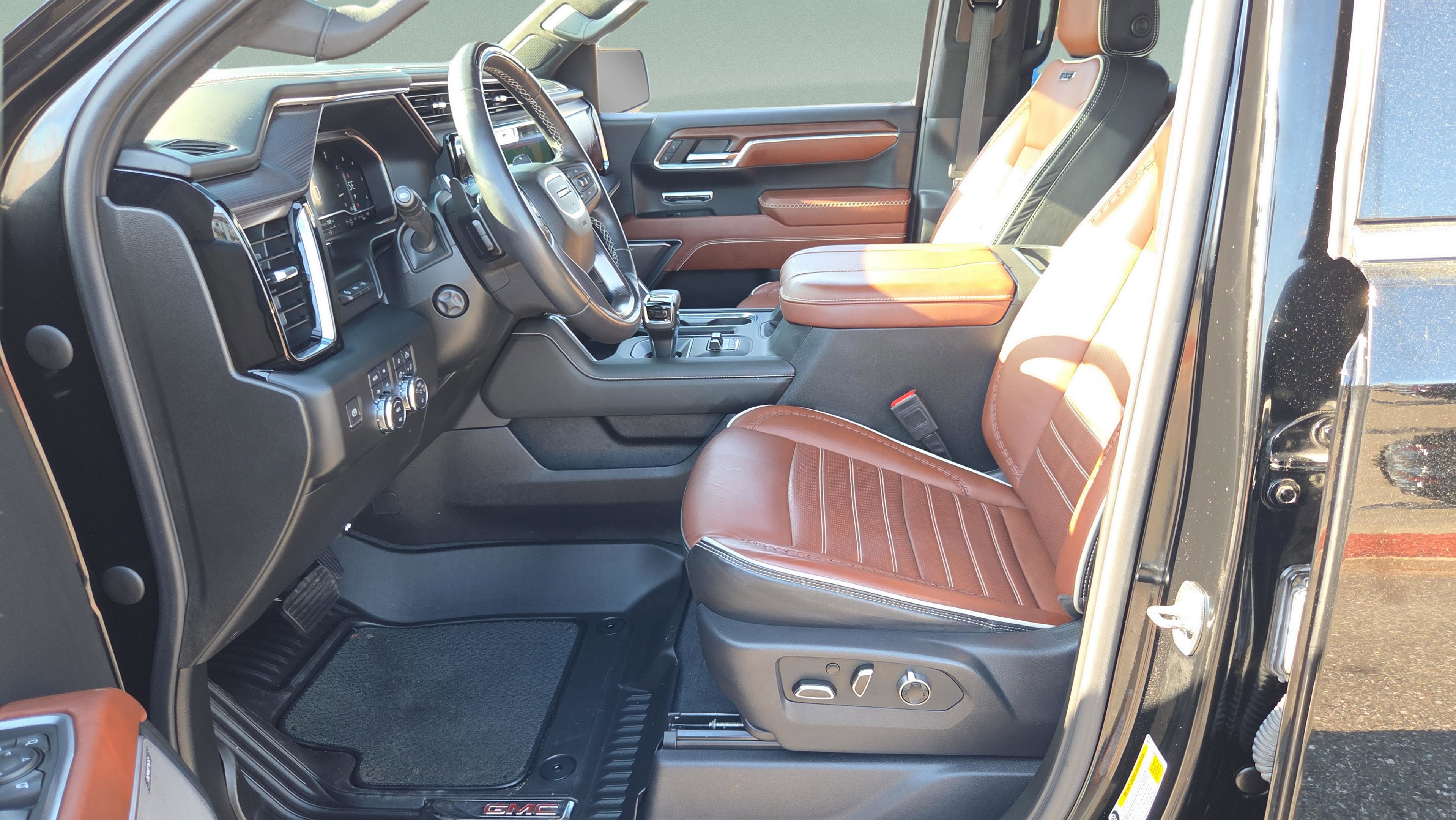 Certified 2023 GMC Sierra 1500 Denali Ultimate image 9