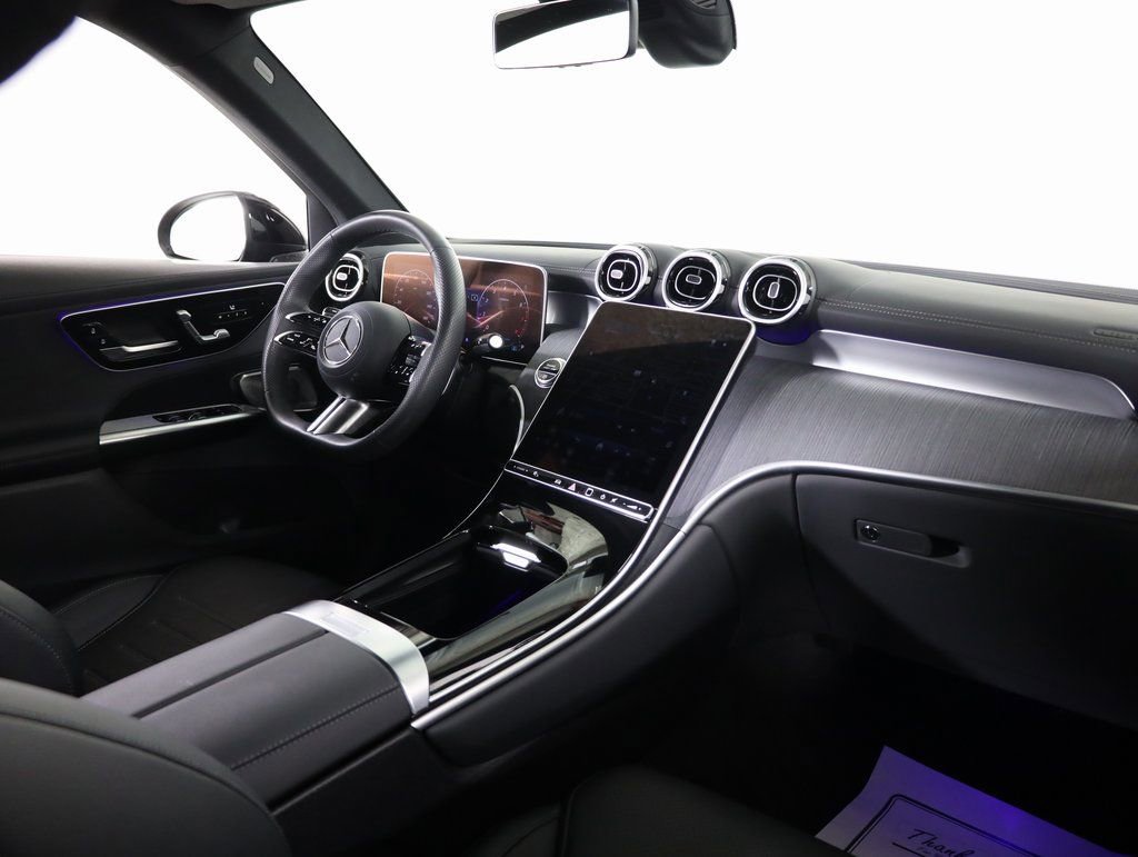 Used 2024 Mercedes-Benz GLC 300 4MATIC image 45