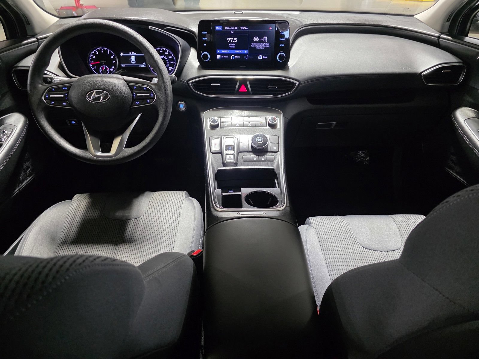 Used 2022 Hyundai Santa Fe SEL FWD image 17