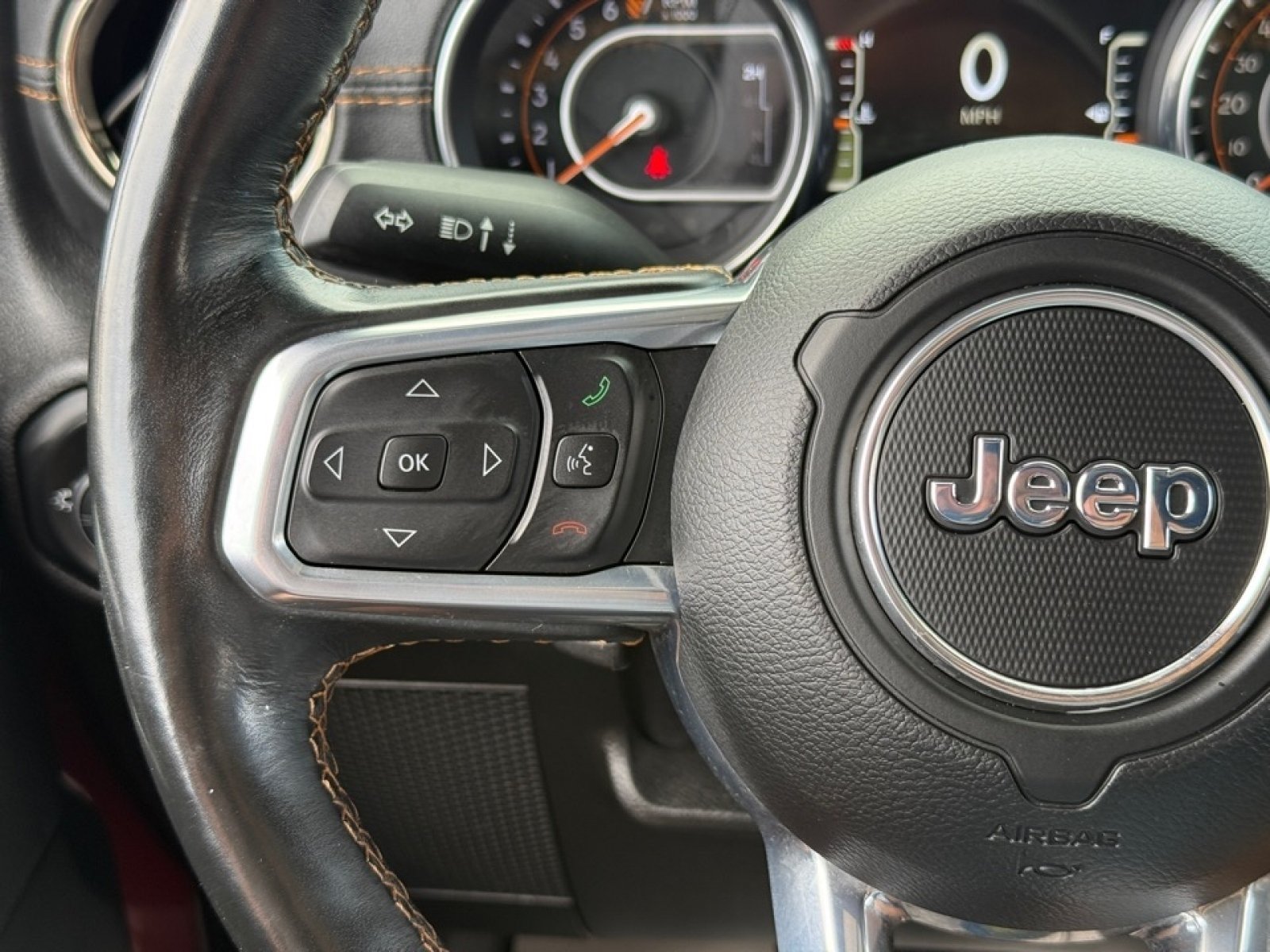 Used 2021 Jeep Gladiator Overland AWD/4WD image 19