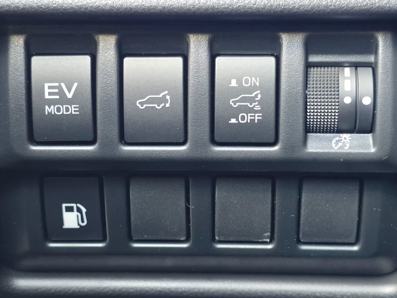 New 2026 Subaru Forester Touring AWD/4WD image 16