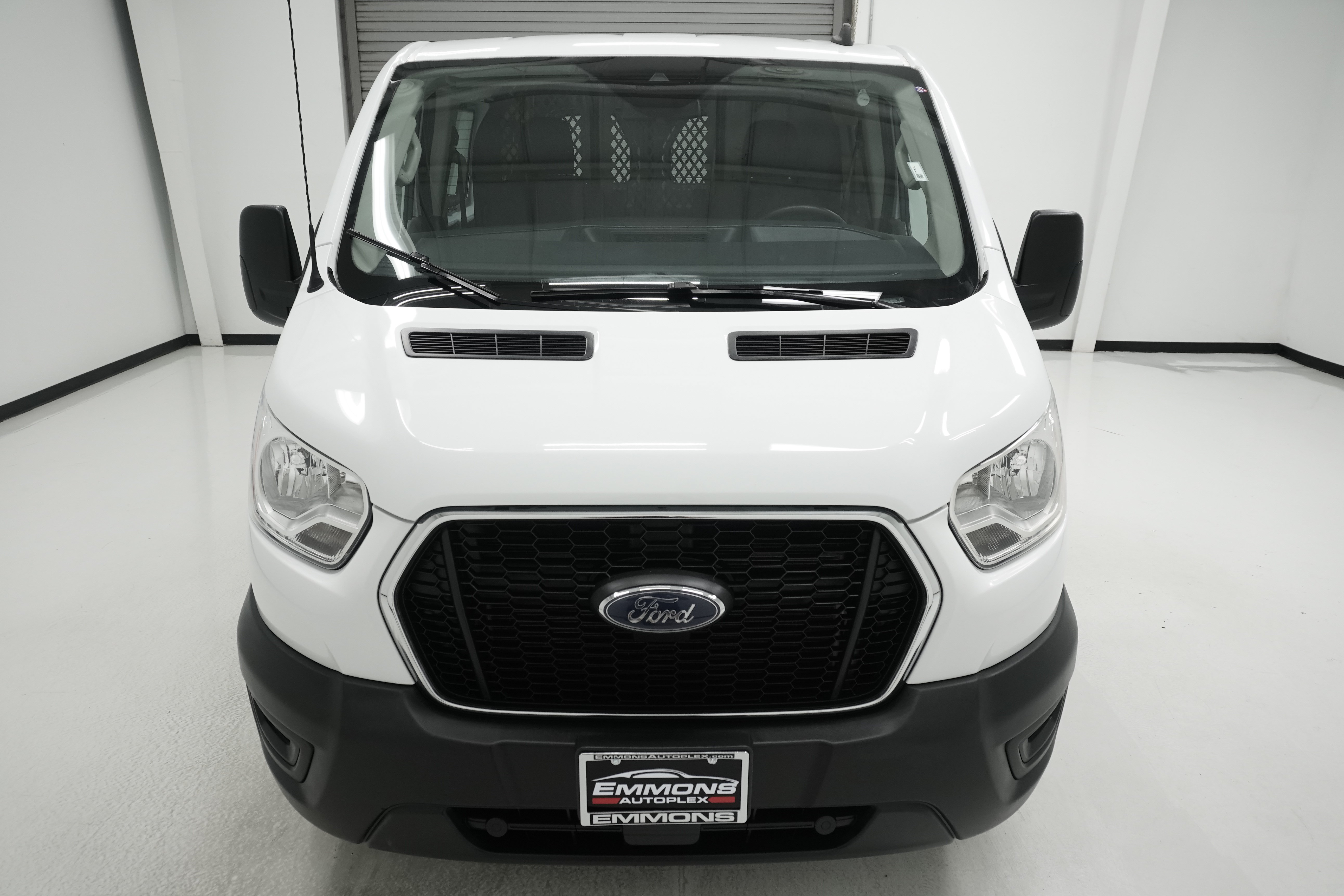 Used 2021 Ford Transit 250 Low Roof w/ Exterior Upgrade Package RWD image 2