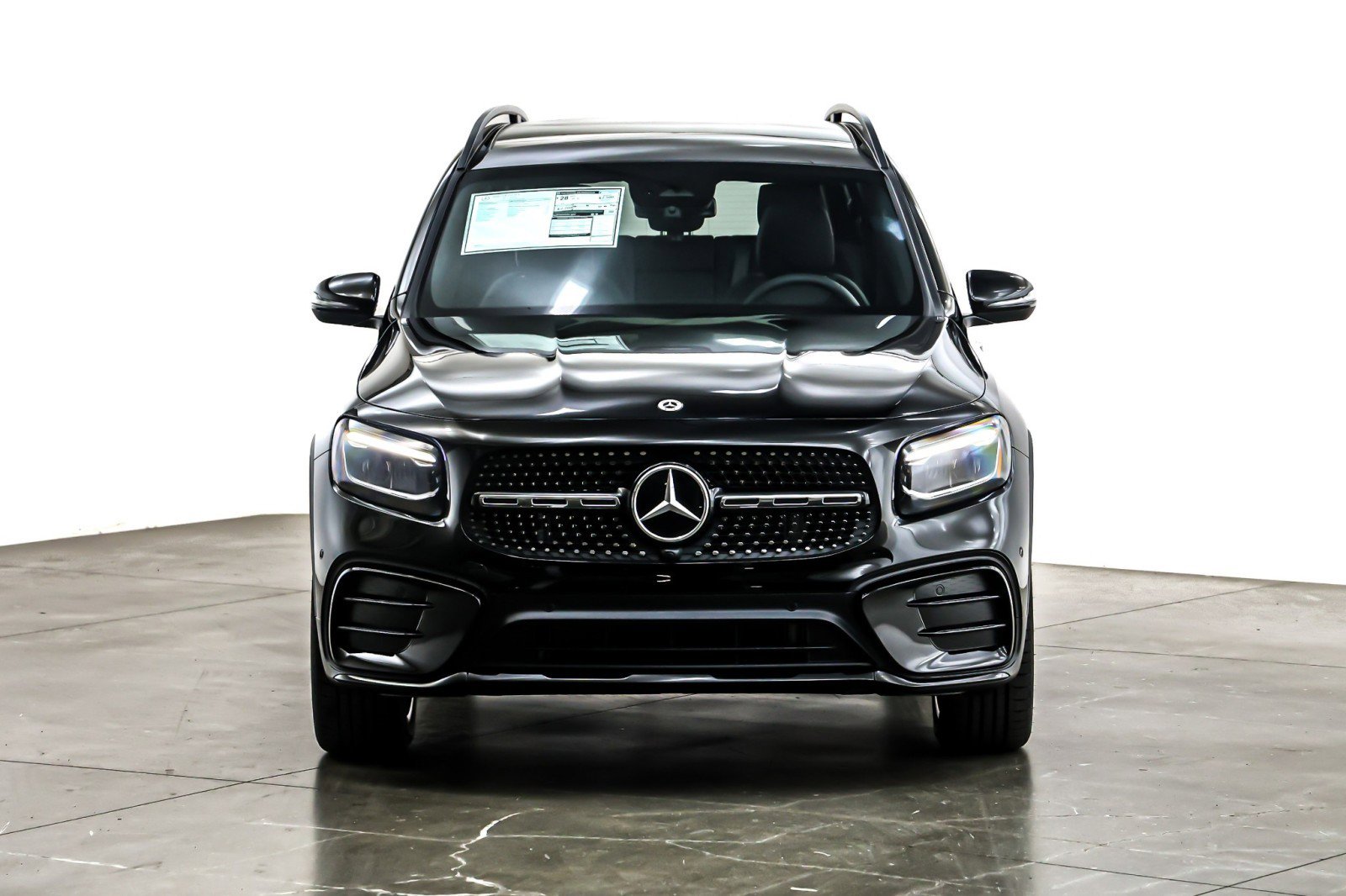 New 2026 Mercedes-Benz GLB 250 image 2